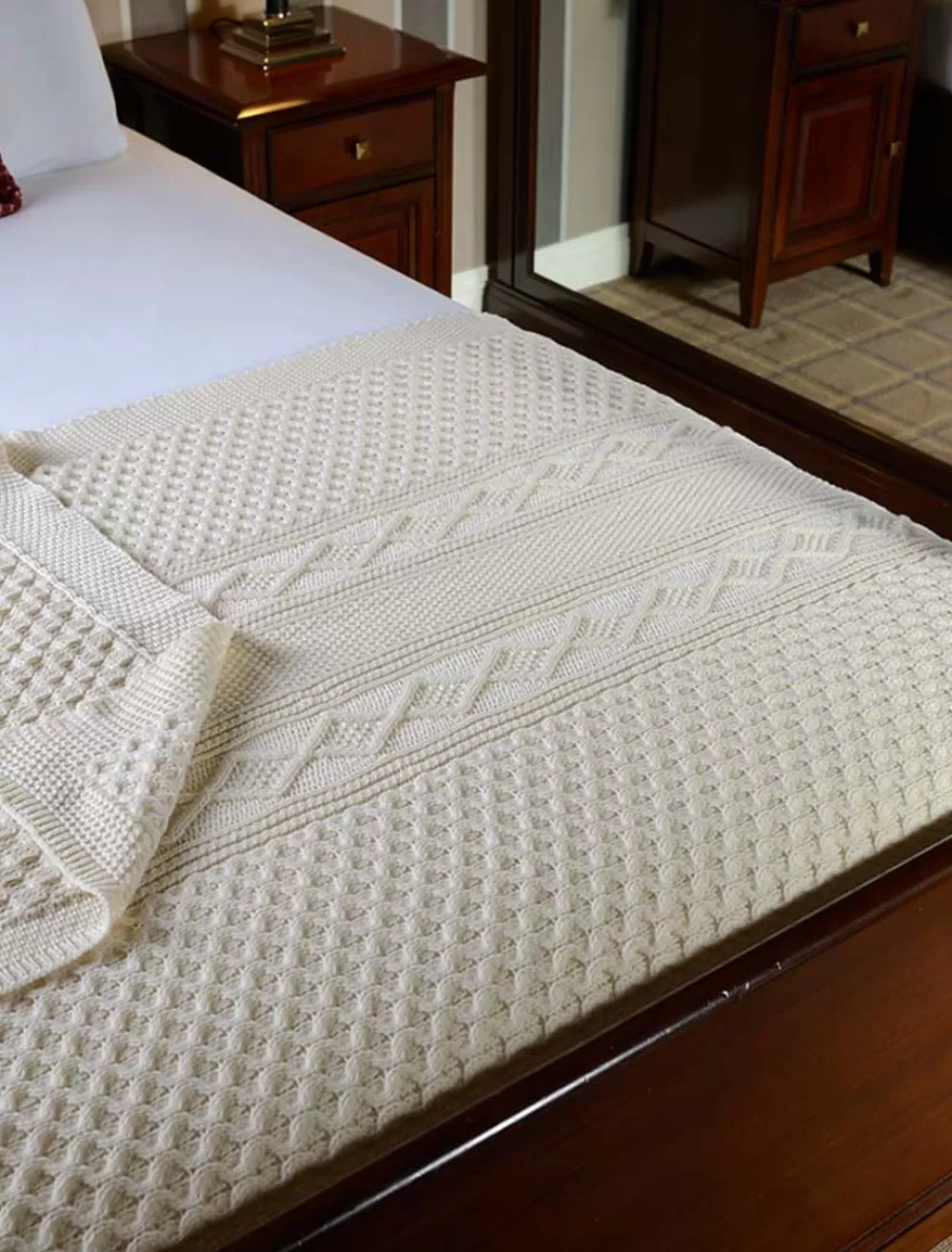 Fashion Carroll Clan Throw, Wool Throw, Irish Throw, Throw Over, Sofa Throw Clan Throws