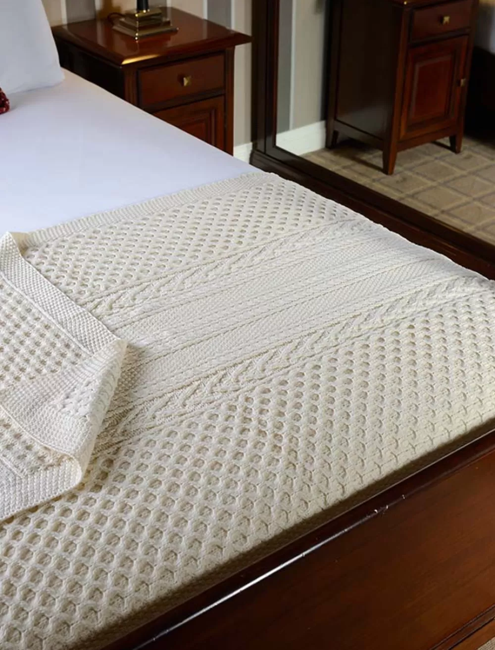 Hot Cunningham Clan Throw, Wool Throw, Irish Throw, Throw Over, Sofa Throw Clan Throws