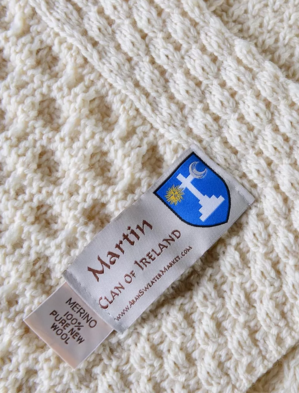 martin_clan_aran_throw_2-1.webp Cheap Martin Clan Aran Throw Clan Throws