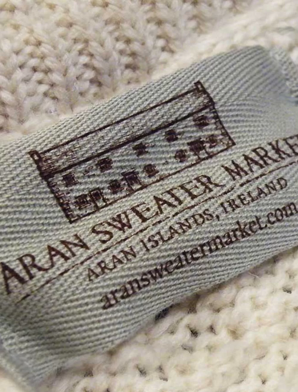 mens_heavyweight_aran_wool_sweater__glen_aran_20-1.webp Store Mens Heavyweight Aran Wool Sweater | Glen Aran Sweaters