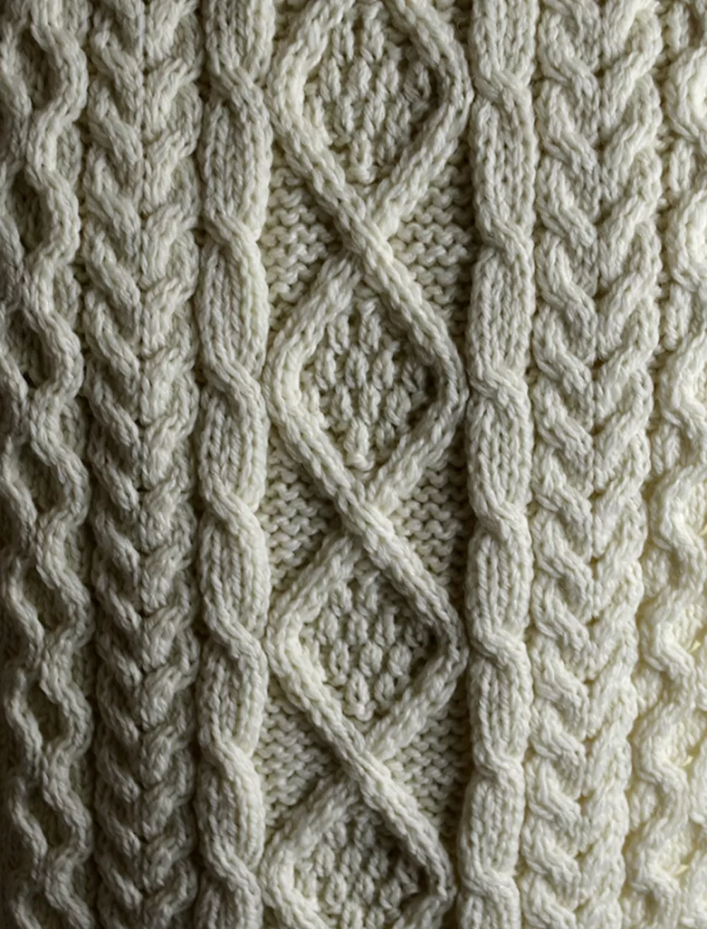 official_mahony_clan_scarf__glenarans_2-1.webp Store Official Mahony Clan Scarf | s Clan Scarves