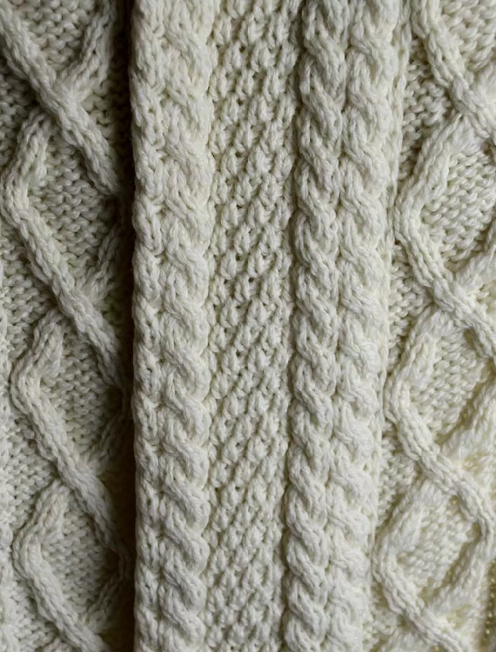 official_o_driscoll_clan_scarf__glenarans_2-1.webp Discount Official O' Driscoll Clan Scarf | s Clan Scarves