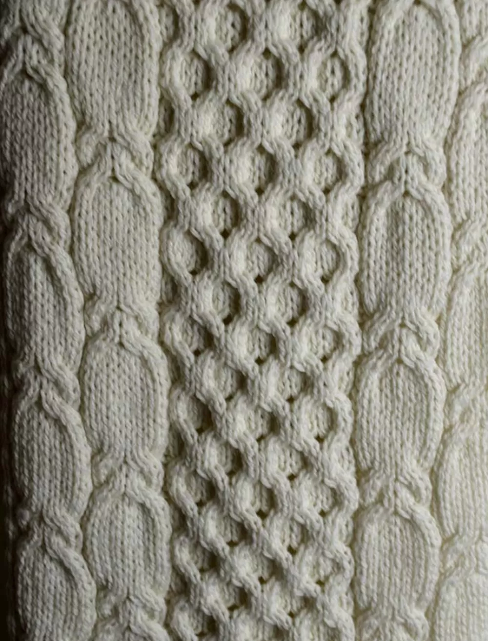 official_omalley_clan_scarf__glenarans_2-1.webp New Official O'Malley Clan Scarf | s Clan Scarves