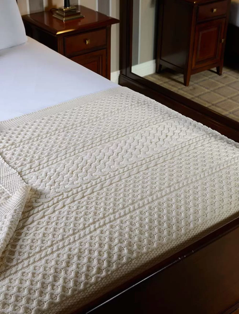 Clearance O'Reilly Clan Throw, Wool Throw, Irish Throw, Throw Over, Sofa Throw Clan Throws