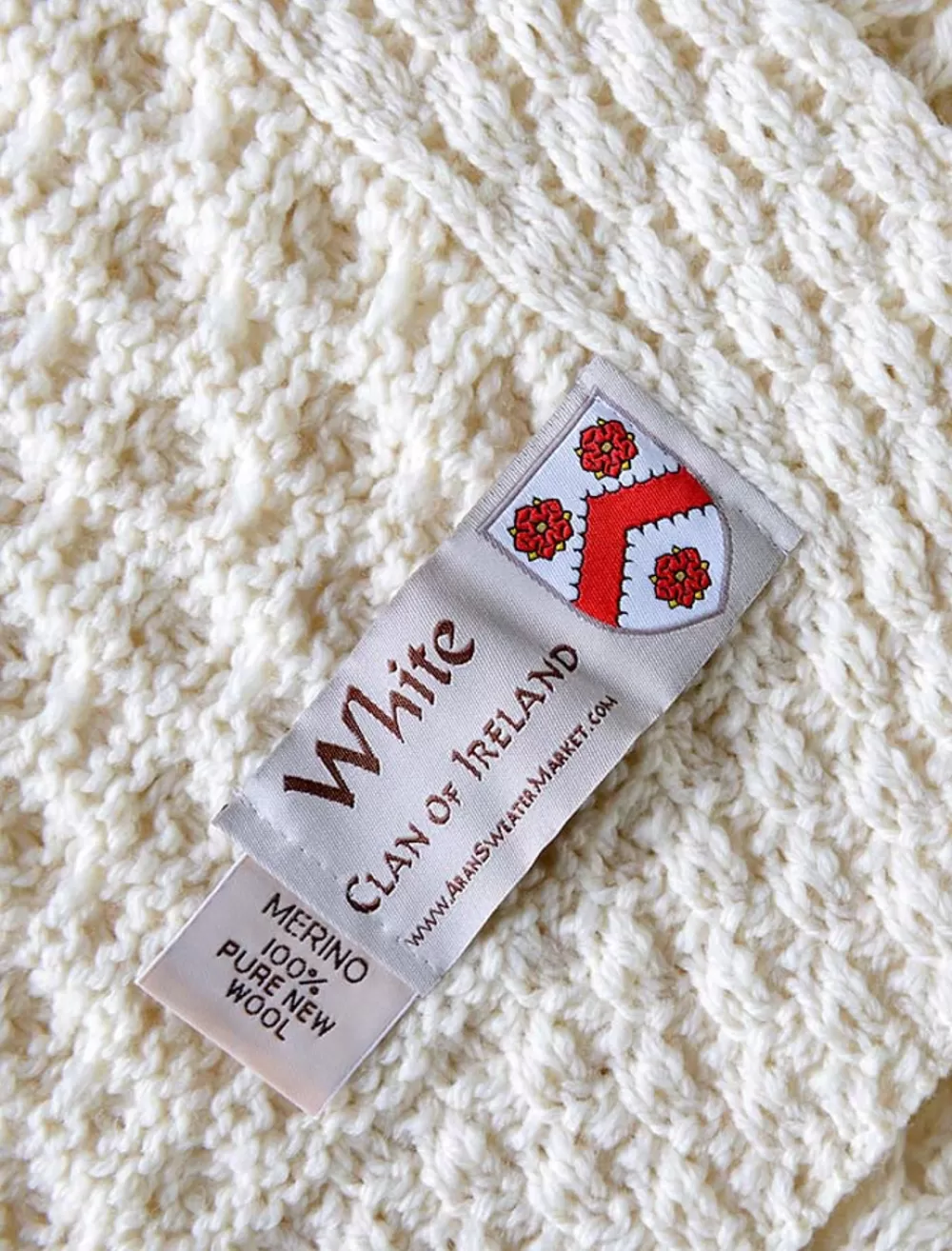 white_clan_aran_throw_2-1.webp Store White Clan Aran Throw Clan Throws